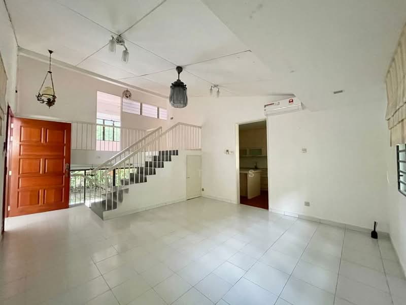 Rumah Banglo untuk Disewa di Pulau Tikus (George Town) - Welwits Sim - Living Room - PropertyGuru.com.my