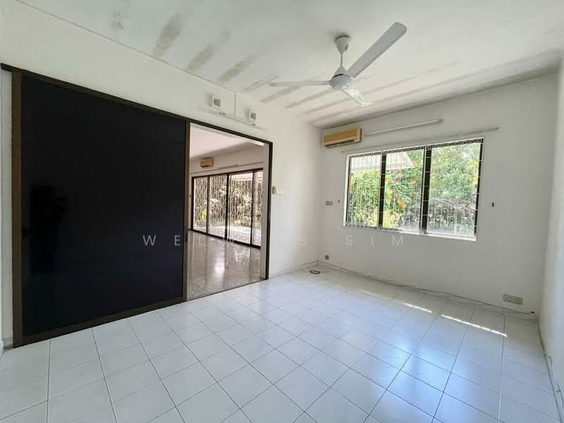 Rumah Banglo untuk Disewa di Pulau Tikus (George Town) - Welwits Sim - Living Room - PropertyGuru.com.my