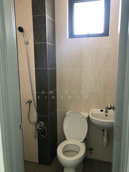 Condominium for Rent at Vista Bangi - Amirun Kinanah - Bathroom - PropertyGuru.com.my