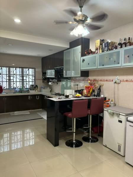 2-storey Terraced House for Sale in Bandar Bukit Tinggi 2 (Klang) - Eunice Lim - Kitchen - PropertyGuru.com.my