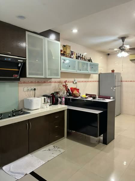 2-storey Terraced House for Sale in Bandar Bukit Tinggi 2 (Klang) - Eunice Lim - Kitchen - PropertyGuru.com.my
