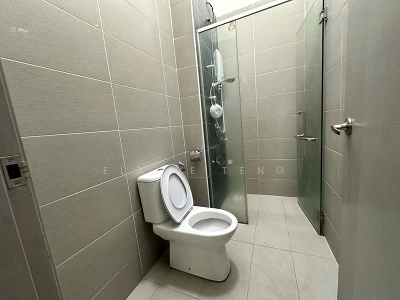Semi-Detached House for Sale in Canary Garden (Klang) - Elaine Teng - Bathroom - PropertyGuru.com.my
