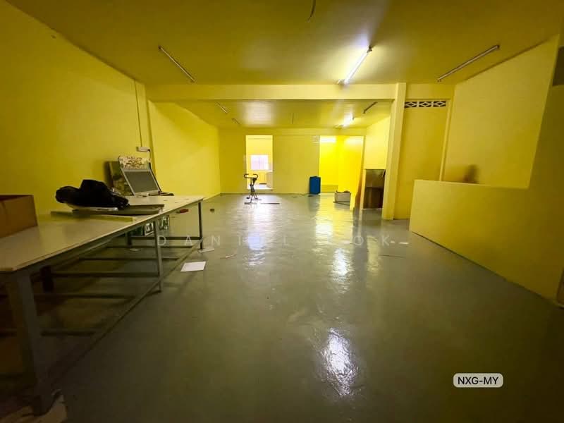 Shop for Sale in Taman Gembira (Klang) - Daniel Kok - Interior - PropertyGuru.com.my
