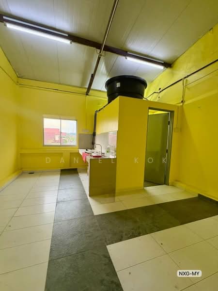 Shop for Sale in Taman Gembira (Klang) - Daniel Kok - Kitchen - PropertyGuru.com.my