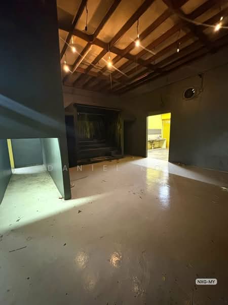 Shop for Sale in Taman Gembira (Klang) - Daniel Kok - Interior - PropertyGuru.com.my