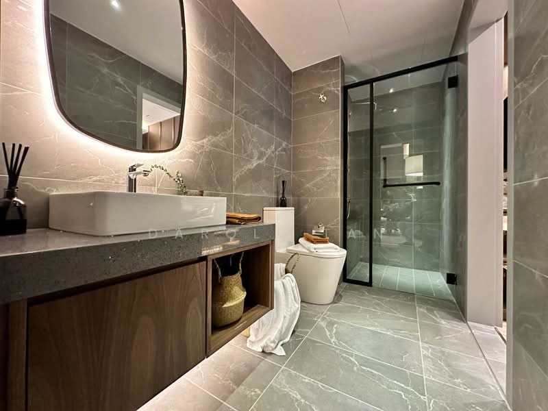 Servis Apartment untuk Dijual di Crown - Darold Tan - Bathroom - PropertyGuru.com.my