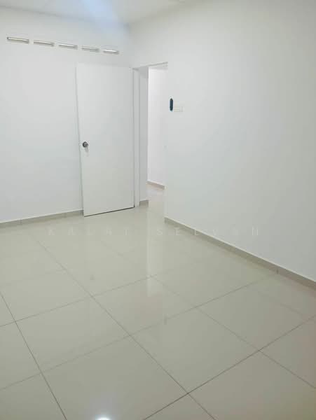 Rumah Teres 2 Tingkat untuk Dijual di Taman Tenang Jaya (Labis) - Kalai Selvan - PropertyGuru.com.my