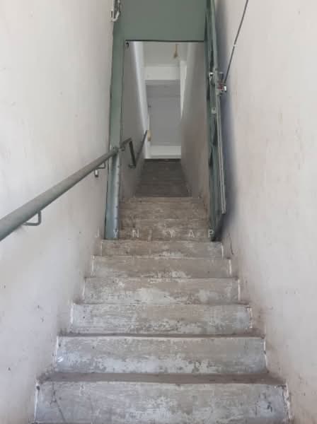 Shop / Office for Sale in Indera Mahkota 2 (Kuantan) - Jyn Yap - Corridor - PropertyGuru.com.my