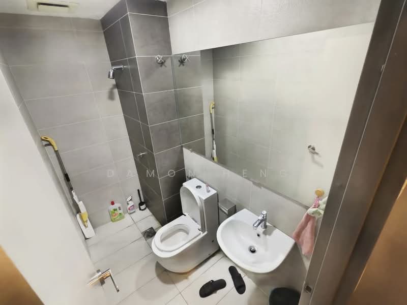 Pejabat untuk Disewa di Petaling Jaya (Selangor) - Damon Heng - Bathroom - PropertyGuru.com.my