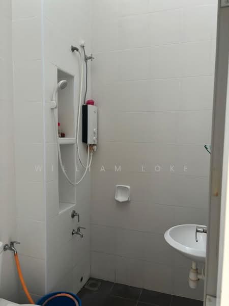 Rumah Teres 2 Tingkat untuk Dijual di Setia Eco Gardens (Gelang Patah) - William Loke - Bathroom - PropertyGuru.com.my