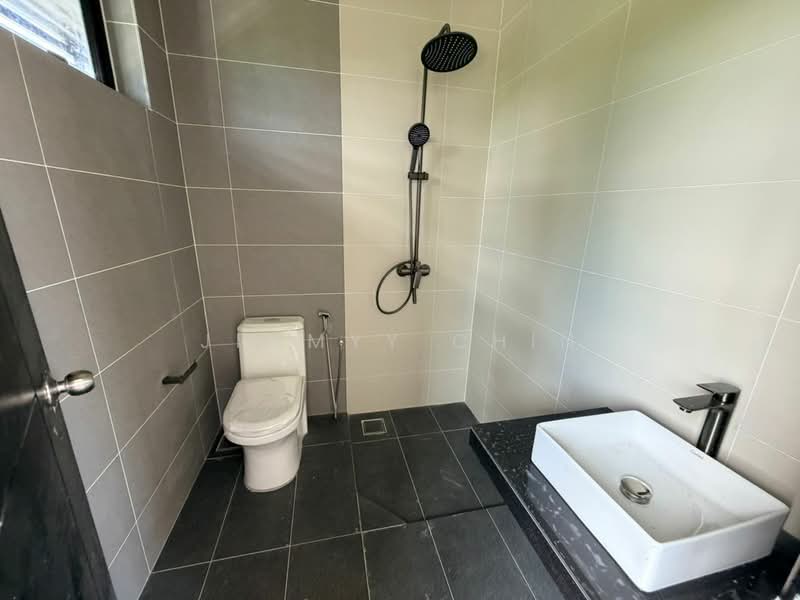 Rumah Berkembar untuk Dijual di Semaba (Kuching) - Jimmyy Chin - PropertyGuru.com.my