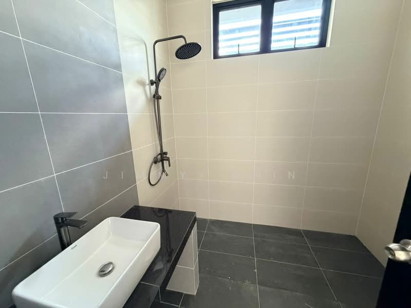 Rumah Berkembar untuk Dijual di Semaba (Kuching) - Jimmyy Chin - PropertyGuru.com.my