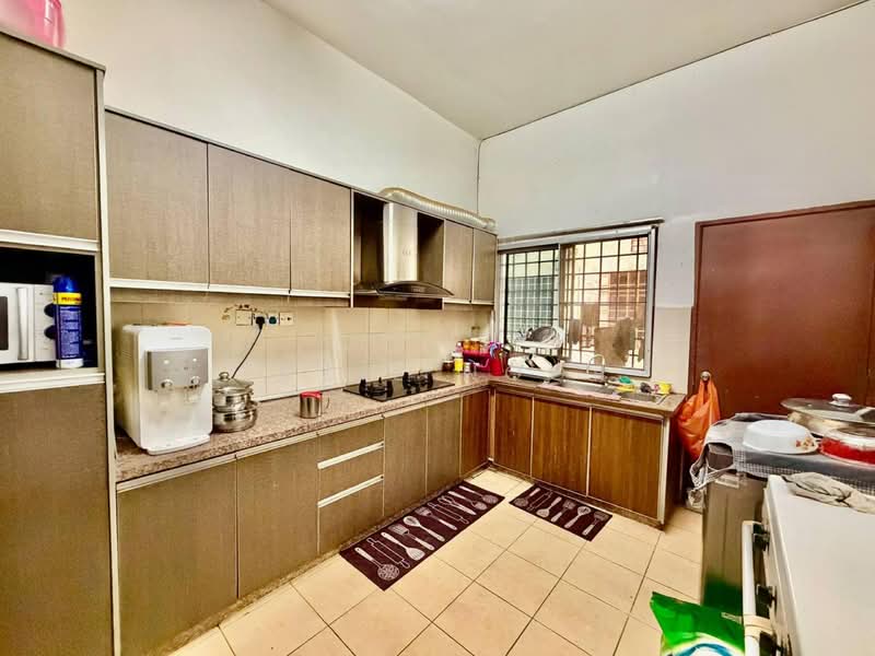 Rumah Teres 2 Tingkat untuk Dijual di Bandar Nusaputra (Puchong) - Fazie Noor - Kitchen - PropertyGuru.com.my