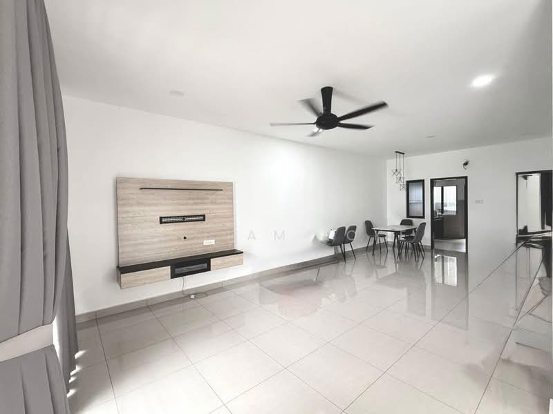 Rumah Teres 2 Tingkat untuk Dijual di Bandar Baru Permas Jaya (Permas Jaya) - William Loke - Living Room - PropertyGuru.com.my