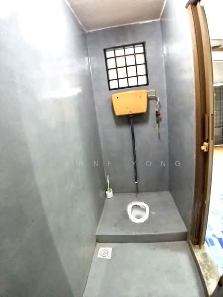 Rumah Teres 2 Tingkat untuk Dijual di Taman Daya (Johor Bahru) - JOANNE YONG - Bathroom - PropertyGuru.com.my