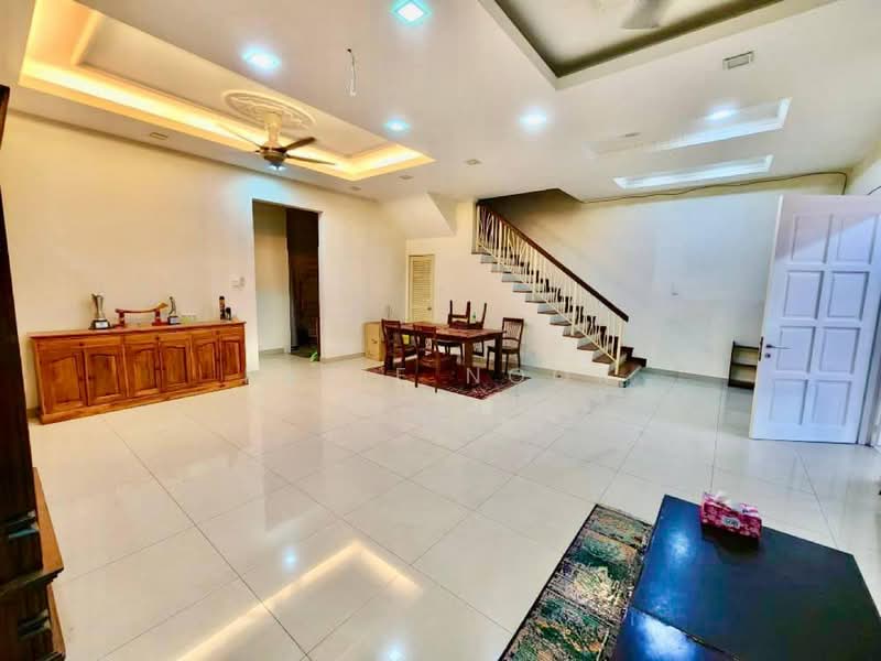 Semi-Detached House for Sale in Saujana Impian (Kajang) - Fazie Noor - Living Room - PropertyGuru.com.my