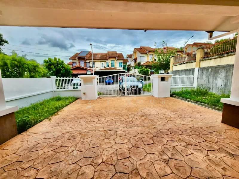 Semi-Detached House for Sale in Saujana Impian (Kajang) - Fazie Noor - Exterior - PropertyGuru.com.my