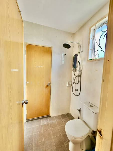 Semi-Detached House for Sale in Saujana Impian (Kajang) - Fazie Noor - Bathroom - PropertyGuru.com.my