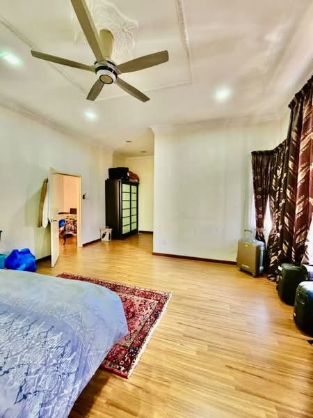 Semi-Detached House for Sale in Saujana Impian (Kajang) - Fazie Noor - Bedroom - PropertyGuru.com.my