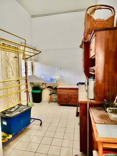 Semi-Detached House for Sale in Saujana Impian (Kajang) - Fazie Noor - Kitchen - PropertyGuru.com.my