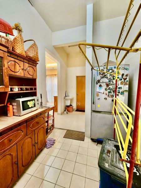 Semi-Detached House for Sale in Saujana Impian (Kajang) - Fazie Noor - Kitchen - PropertyGuru.com.my