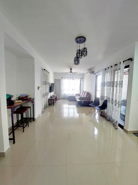 Servis Apartment untuk Disewa di Berkeley Uptown - James Kok - Living Room - PropertyGuru.com.my