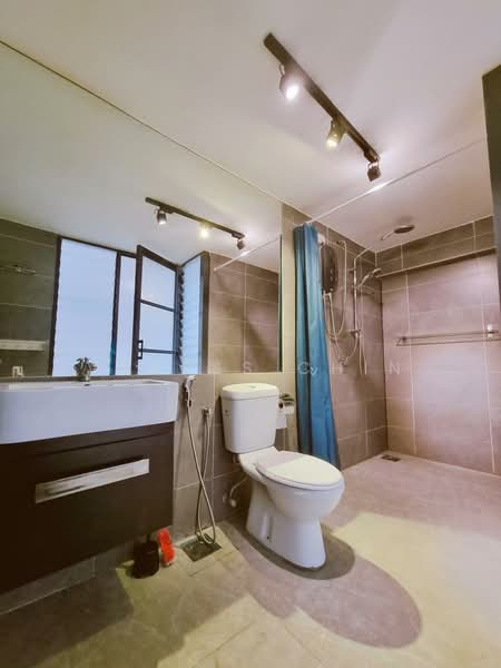 Kondominium untuk Disewa di Empire Damansara (Empire SOHO 2) - Vaness Chin - Bathroom - PropertyGuru.com.my