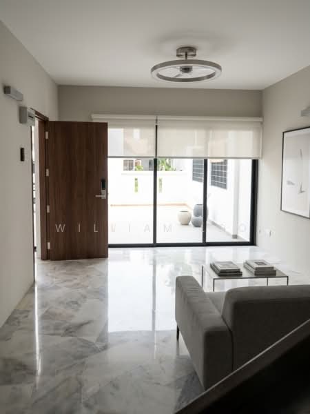 2-storey Terraced House for Sale in Taman Minang (Cheras) - William Loo - Entrance - PropertyGuru.com.my