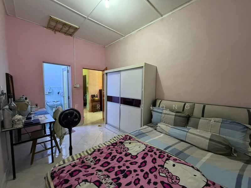 1-storey Terraced House for Sale in Pulai (Johor) - Jeffrey Kiong - Bedroom - PropertyGuru.com.my
