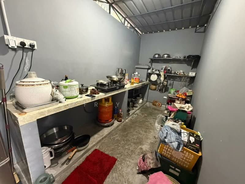 1-storey Terraced House for Sale in Pulai (Johor) - Jeffrey Kiong - Kitchen - PropertyGuru.com.my