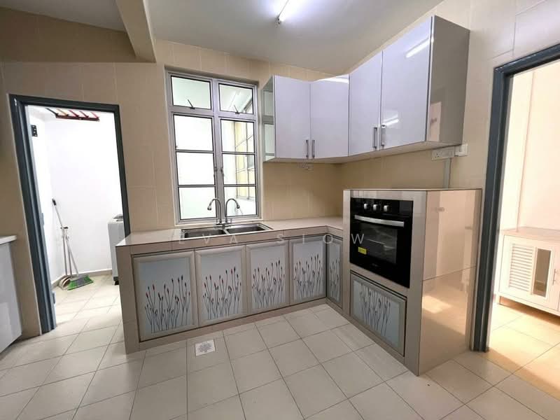 Pangsapuri untuk Dijual di Villa Bestari Apartment - Eva Siow - Kitchen - PropertyGuru.com.my