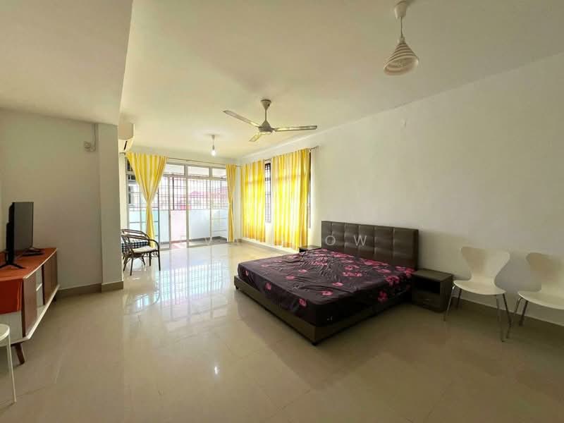Pangsapuri untuk Dijual di Villa Bestari Apartment - Eva Siow - Bedroom - PropertyGuru.com.my