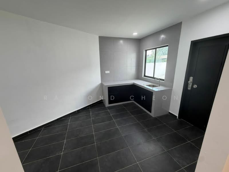 Rumah Teres 2 Tingkat untuk Dijual di Taman Johor Jaya (Johor Bahru) - Raymond Cheon - PropertyGuru.com.my