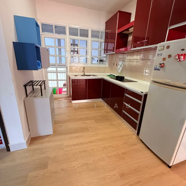 Condominium for Rent at Gurney Park Condominium - Ben Liau - Kitchen - PropertyGuru.com.my