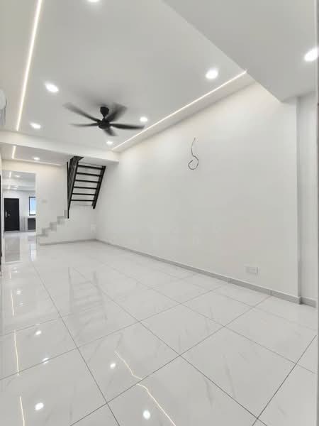 1-storey Terraced House for Sale in Taman Desa Cemerlang (Ulu Tiram) - Raymond Cheon - PropertyGuru.com.my