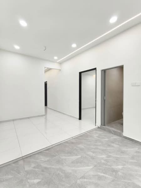 1-storey Terraced House for Sale in Taman Desa Cemerlang (Ulu Tiram) - Raymond Cheon - PropertyGuru.com.my