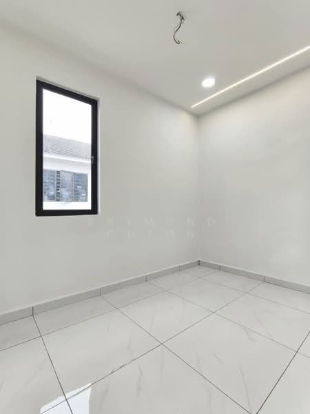 1-storey Terraced House for Sale in Taman Desa Cemerlang (Ulu Tiram) - Raymond Cheon - PropertyGuru.com.my