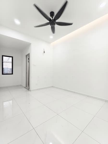 1-storey Terraced House for Sale in Taman Desa Cemerlang (Ulu Tiram) - Raymond Cheon - PropertyGuru.com.my
