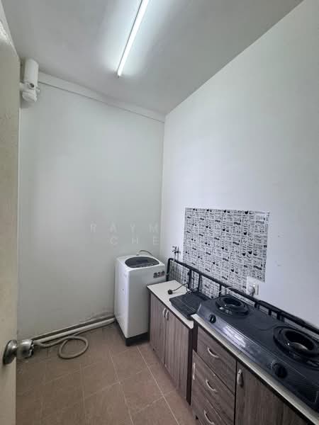 Service Residence for Sale at D'Summit Residences - Raymond Cheon - PropertyGuru.com.my