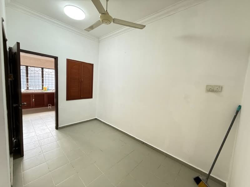 Rumah Teres 1 Tingkat untuk Dijual di Taman Johor Jaya (Johor Bahru) - Raymond Cheon - PropertyGuru.com.my