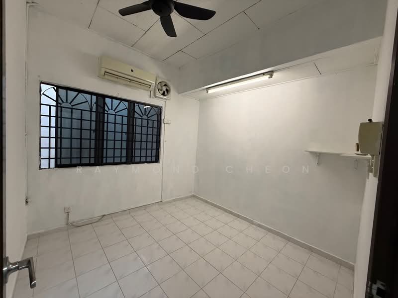 Rumah Teres 1 Tingkat untuk Dijual di Taman Johor Jaya (Johor Bahru) - Raymond Cheon - PropertyGuru.com.my