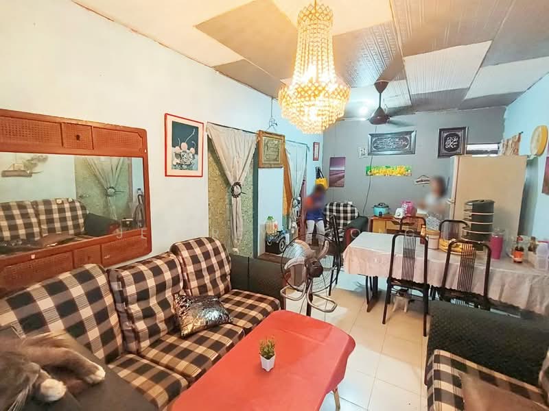 Flat for Sale at Taman Cempaka - Jeffrey Kiong - Living Room - PropertyGuru.com.my