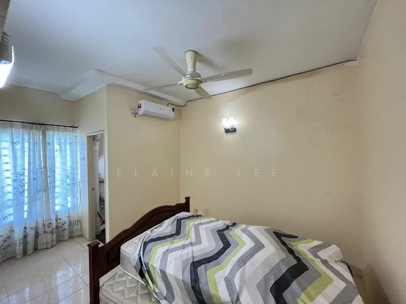 Pangsapuri untuk Disewa di Sri Kristal - Elaine Lee - Bedroom - PropertyGuru.com.my