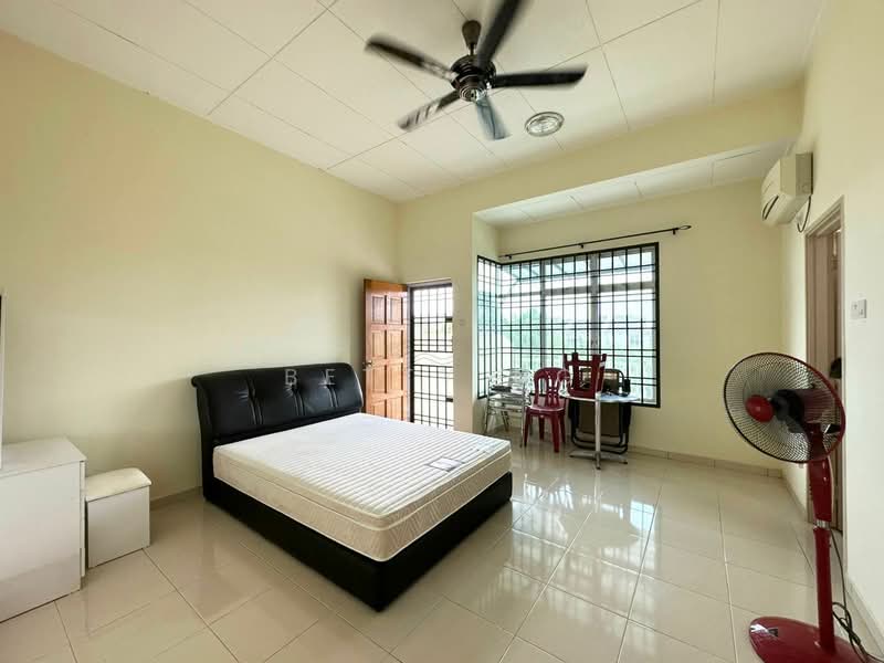 Rumah Teres 2 Tingkat untuk Dijual di Kangkar Pulai (Skudai) - Betty Ng - PropertyGuru.com.my