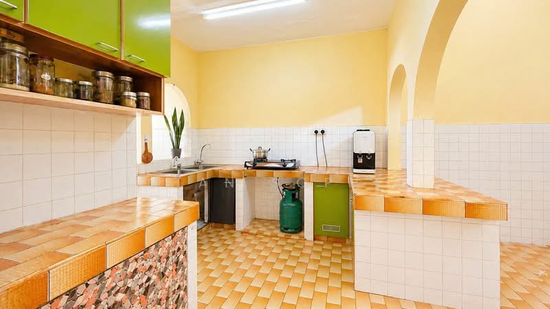 1-storey Terraced House for Sale in Kelana Jaya (Petaling Jaya) - Intan Sophia - PropertyGuru.com.my