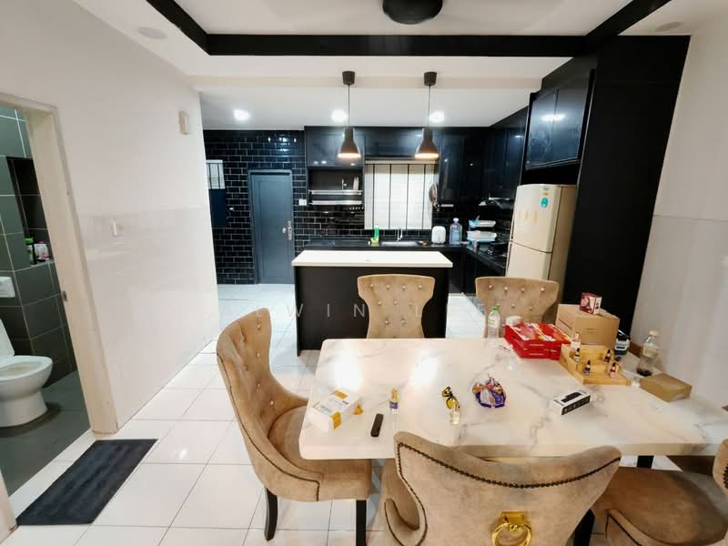 2-storey Terraced House for Sale in Setia Alam (Selangor) - Alwin Lee - Kitchen - PropertyGuru.com.my