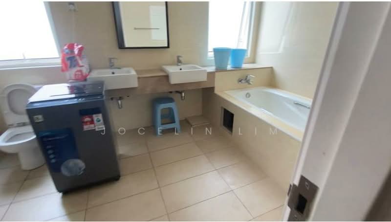 Rumah Banglo untuk Dijual di Kajang (Selangor) - Jocelin Lim - Bathroom - PropertyGuru.com.my