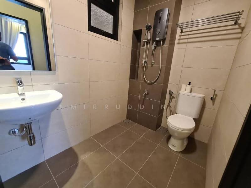 Condominium for Sale at Setia Seraya Residences - Amirruddin . - Bathroom - PropertyGuru.com.my