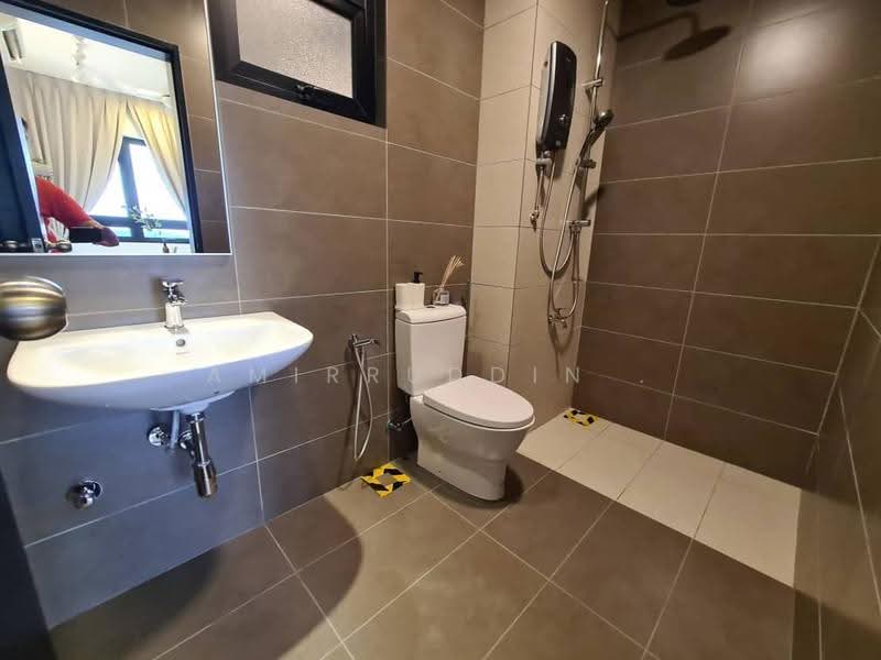 Condominium for Sale at Setia Seraya Residences - Amirruddin . - Bathroom - PropertyGuru.com.my
