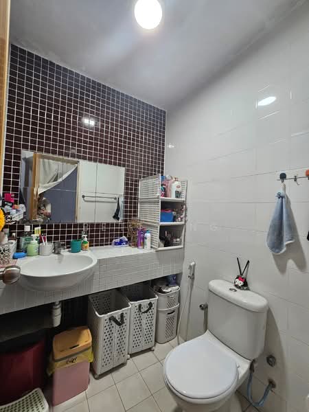 Townhouse for Sale in Taman D'Utama (Johor Bahru) - Betty Ng - PropertyGuru.com.my